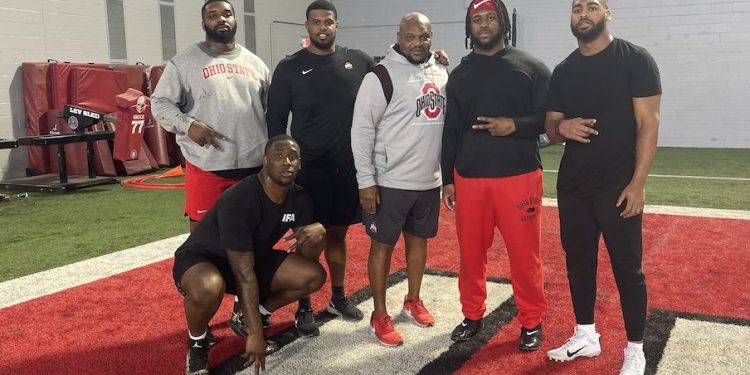 this-week-in-twitter:-ohio-state-defensive-linemen-argue-about-soda,-former-buckeyes-…