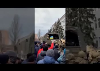 ukrainian-civilians-take-on-russian-invaders-with-words-and-deeds-–-youtube
