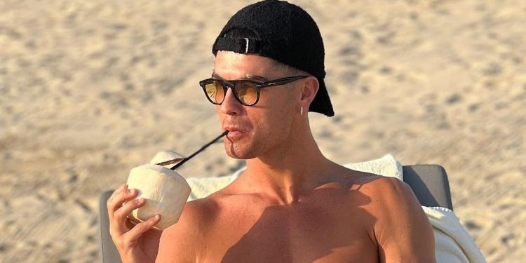 top-20-instagram-premier-league-stars-as-cristiano-ronaldo-completely-obliterates-rivals-…