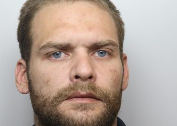 online-predator-blackmailed-underage-girls-into-sending-explicit-images-on-snapchat