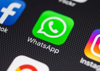 whatsapp-for-ios-to-soon-allow-users-to-conduct-polls-|-beebom