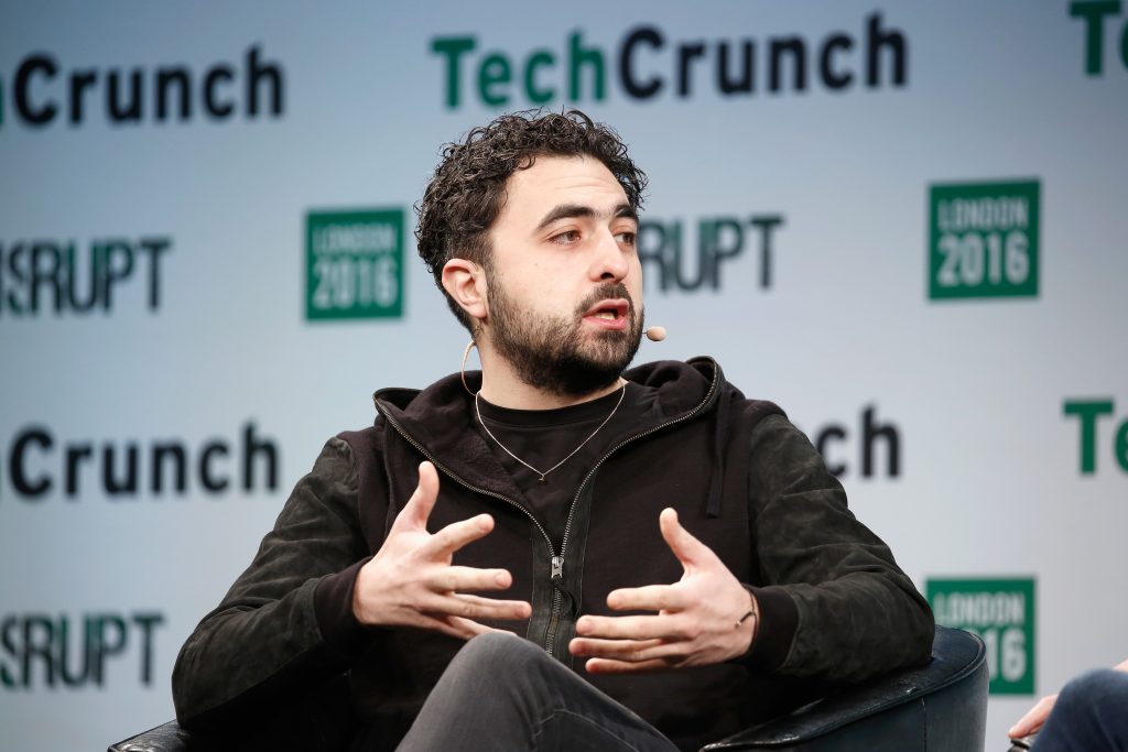 linkedin-and-deepmind-co-founders-form-ai-startup-to-help-humans-talk-to-computers-|-engadget