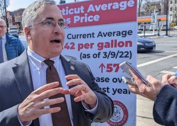 could-a-gas-tax-suspension-spell-relief-at-the-pump?-–-we-ha-|-west-hartford-news