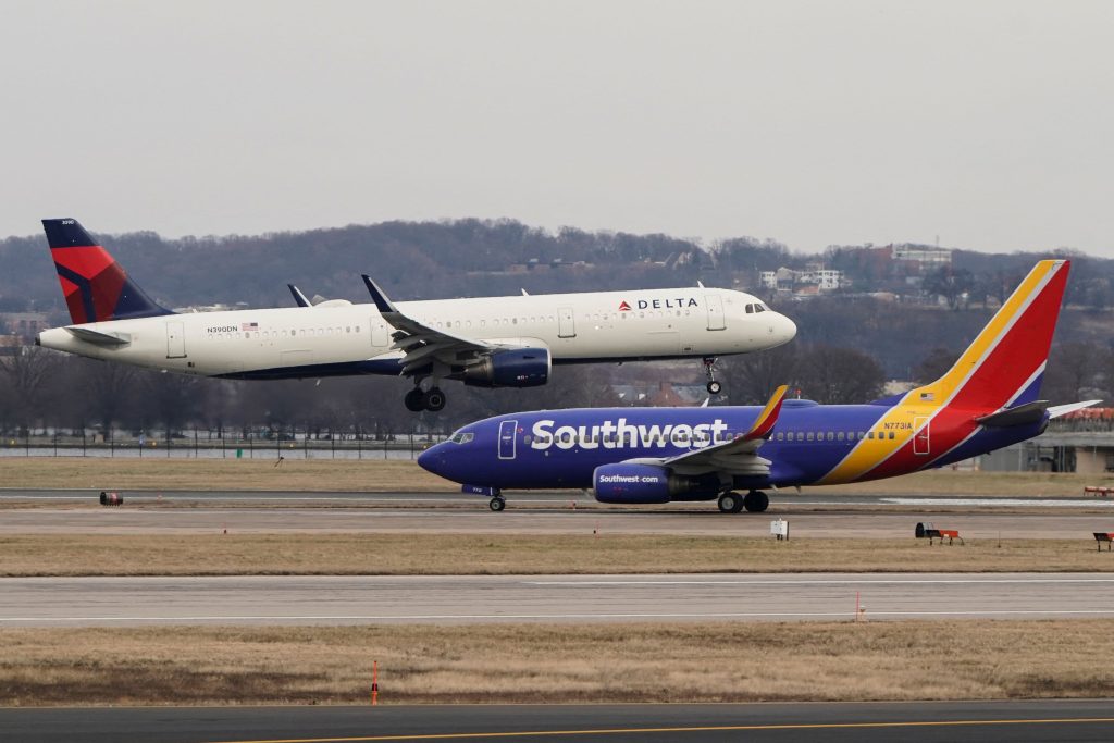 stocks-making-the-biggest-moves-in-the-premarket:-airlines,-coupa-software,-gitlab-and-more