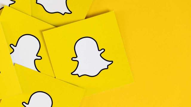 snapchat-introduces-new-holi-themed-features-–-dna-india