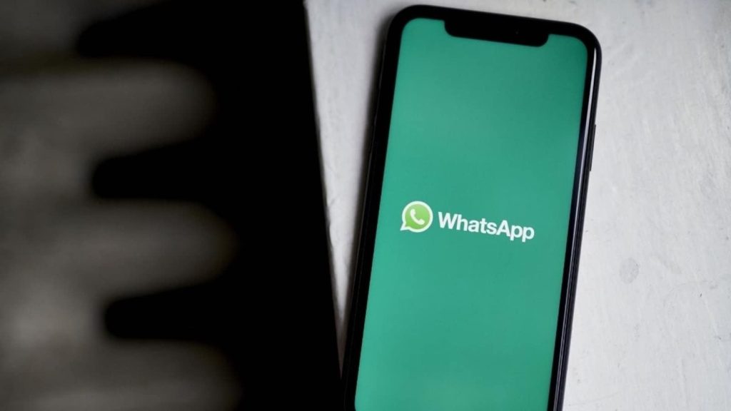 on-whatsapp-payments,-bank-account-balance-can-be-checked-this-way-on-iphone,-android-phones