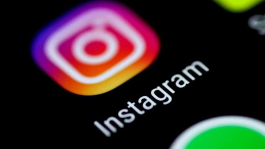 get-instagram-messenger-features-to-enjoy-awesome-new-ways-to-chat-with-friends-on-facebook