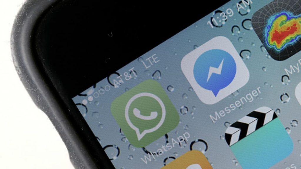 woman-makes-horrifying-typo-in-whatsapp-group-|-the-week-uk