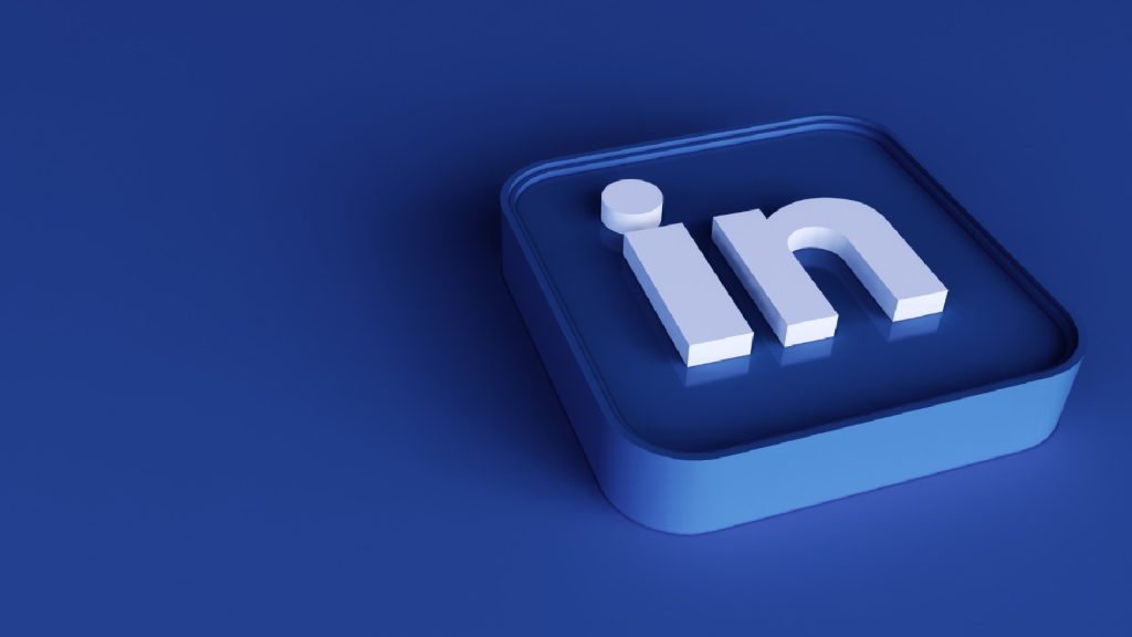 linkedin-forced-to-change-global-policy-over-job-posting-removal-–-techgenyz