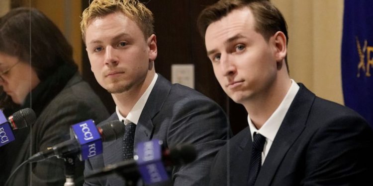 ukrainian-youtube-brothers-reach-out-to-japanese-to-end-war-–-abc-news
