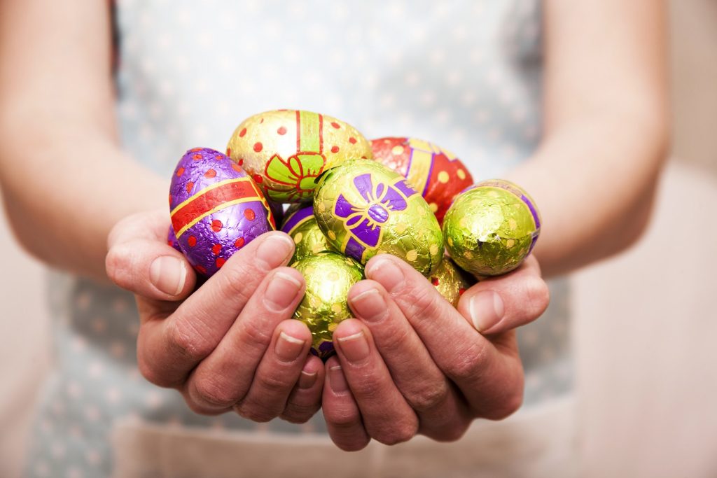 what-to-do-if-you-get-a-whatsapp-message-offering-a-free-easter-chocolate-basket-–-inews