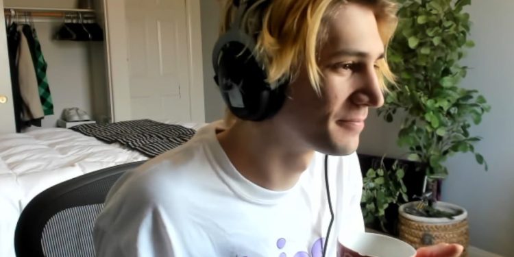 xqc-reveals-that-he-got-death-threats-for-his-trolling-antics-on-r/place-with-his-community