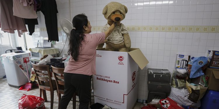 how-do-you-pack-love-into-a-box?-|-the-straits-times