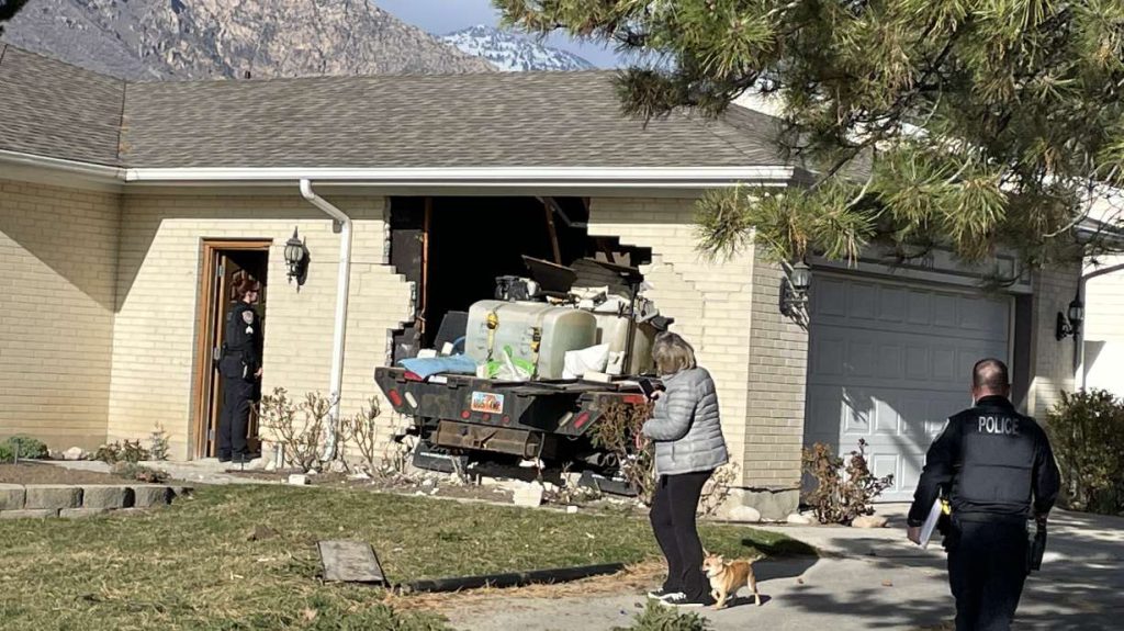 police:-driver-watching-youtube-crashes-truck-through-utah-home-–-east-idaho-news