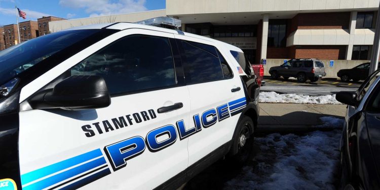 norwalk-man-gave-11-year-old-stamford-girl-phone-for-'sexually-explicit'-conversations,-warrant-says
