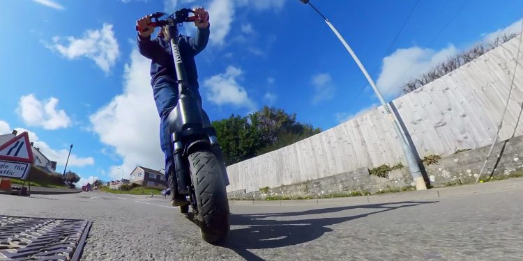 osheep-“all-terrain”-500w-modular-escooter-review:-promising-city-scooter-with-serious-problems