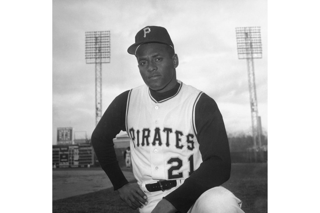 nats-dh-cruz,-other-clemente-award-winners-wear-'21'-on-caps-–-wdvm