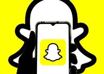 new-snapchat-lens-teaches-users-the-american-sign-language-alphabet-–-mashable