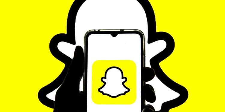 new-snapchat-lens-teaches-users-the-american-sign-language-alphabet-–-mashable