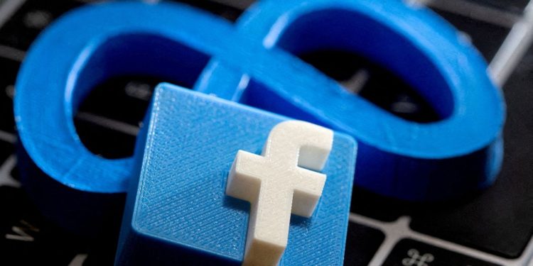 facebook-isn't-the-end-of-the-world-–-wsj