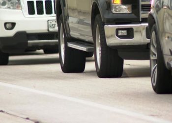 northbound-lanes-of-i-75-closed-at-schaefer-in-wayne-county-due-to-crash-–-clickondetroit