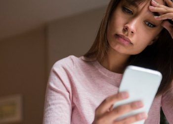 whatsapp-warning-as-dangerous-voicemail-scam-'steals-data'-from-thousands-of-users-–-daily-star
