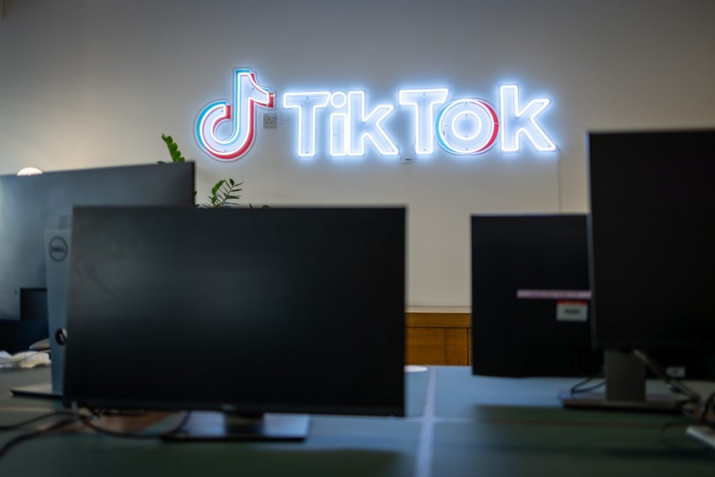 tiktok-may-overtake-twitter-and-snapchat,-facebook-worried-–-the-independent-singapore-news
