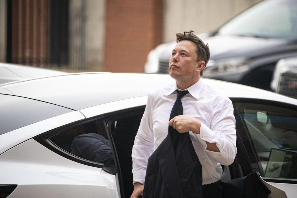 twitter-adopts-'poison-pill'-to-ward-off-musk-takeover-–-yahoo-finance
