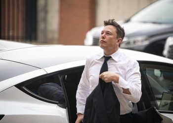 twitter-adopts-'poison-pill'-to-ward-off-musk-takeover-–-yahoo-finance