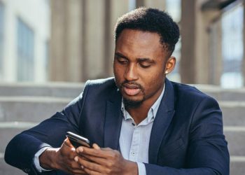 an-anonymous-social-network-is-exploding-in-popularity-during-return-to-office-and-the-great-…
