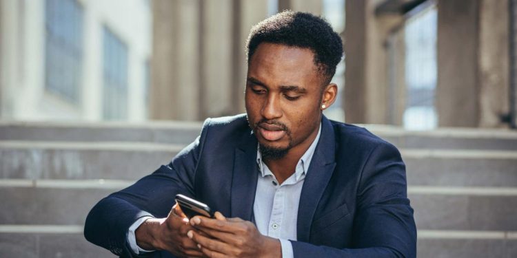 an-anonymous-social-network-is-exploding-in-popularity-during-return-to-office-and-the-great-…