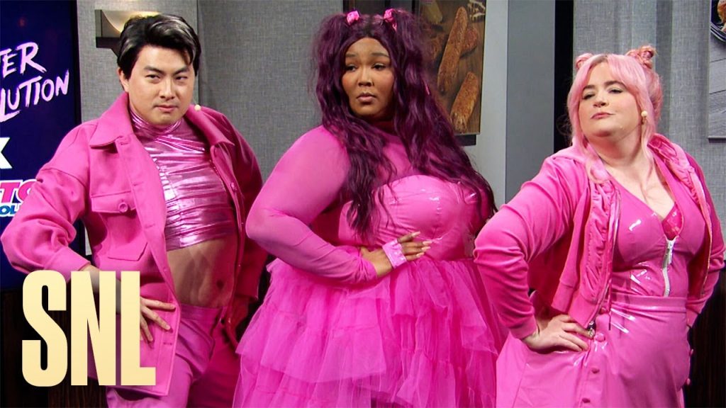 costco-meeting-ft.-lizzo-–-snl-–-youtube
