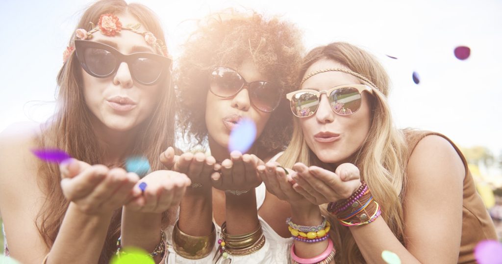 snapchat's-coachella-2022-outfit-spotlight-challenge-could-win-you-$2.5k-–-elite-daily