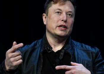 elon-musk-races-to-secure-financing-for-twitter-bid-–-the-new-york-times