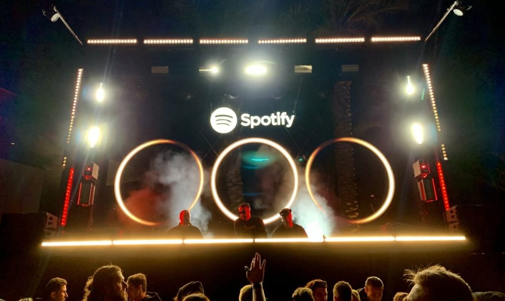 spotify-integrates-live-audio-shows-to-main-app-under-revamped-'spotify-live'-–-dancing-astronaut