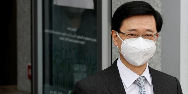 youtube-blocks-account-of-hong-kong's-sole-leadership-candidate-–-voice-of-america