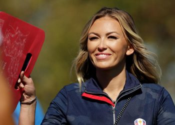 paulina-gretzky-shares-photos-from-her-wedding-to-dustin-johnson-–-yahoo