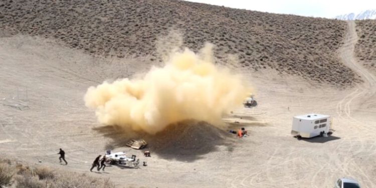 company-that-aims-to-race-spacex-to-mars-plays-with-fire-–-ars-technica-–-inferse.com