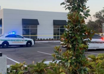 stolen-credit-card-leads-to-chase,-deputy-shooting-at-suspects,-lake-sheriff's-office-says