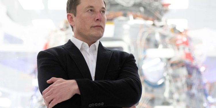 twitter-employees-raise-questions-about-musk-takeover-in-all-hands-meeting-–-cnn