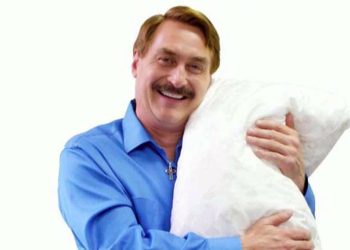 mypillow-founder-mike-lindell-makes-brief-return-to-twitter-before-being-banned-again