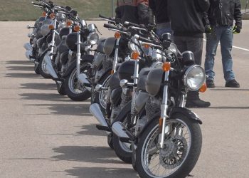 riders-stay-safe-on-the-road-–-kevn