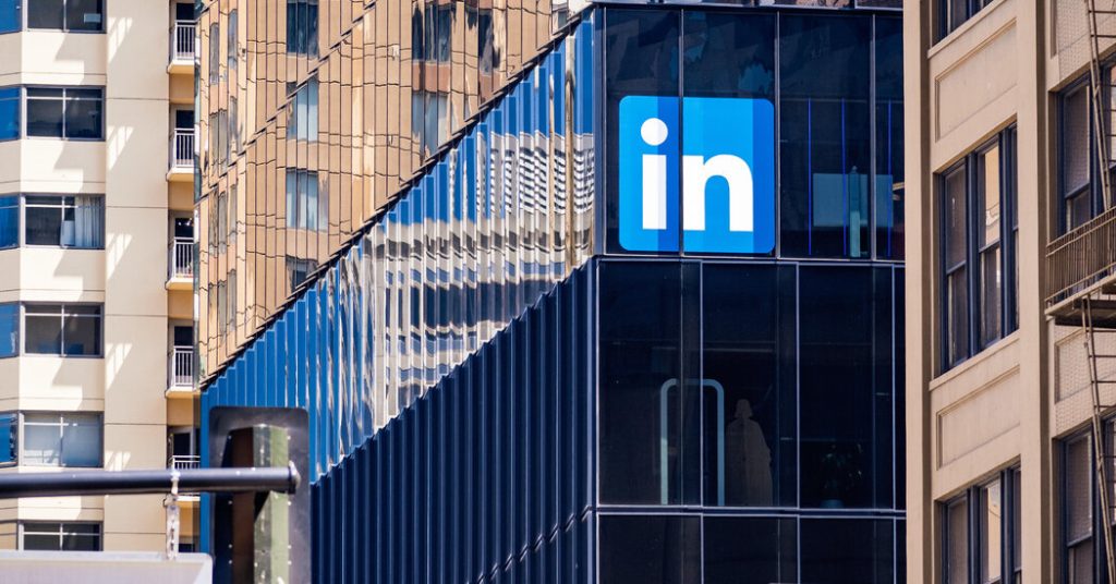 linkedin-agrees-to-pay-$1.8-million-to-women-over-discrimination-claims-–-the-new-york-times