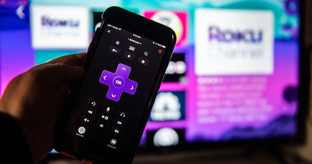 iab-newfronts-2022—amy-poehler-gets-a-twitch-lesson-and-snap-makes-a-cameo-|-ad-age