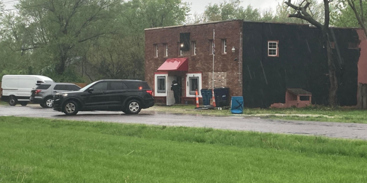 law-enforcement-gathered-at-hells-angels-clubhouse-in-springfield;-here's-what-we-know