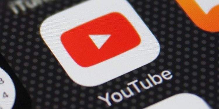 youtube's-live-redirect-is-now-twitch's-raid-feature-but-better;-or-so-they-say-|-geek-culture