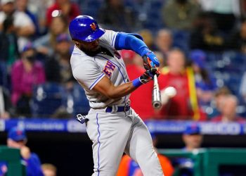 mets-floor-phillies-with-7-run-9th,-marte-caps-8-7-win-–-spectrum-news