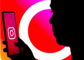 why-does-my-instagram-feed-look-different?-this-photo-&-video-test-is-big-–-elite-daily
