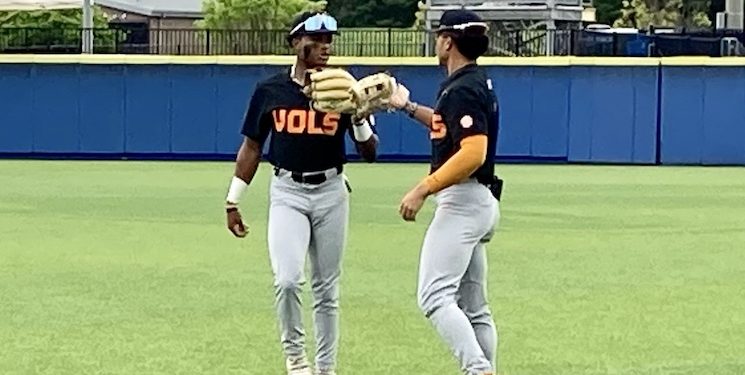 tennessee-baseball-set-to-debut-all-black-uniforms-against-kentucky-|-rocky-top-insider
