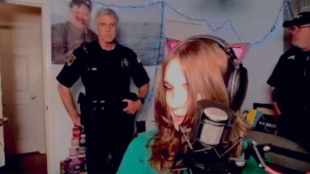 16-year-old-trans-twitch-streamer-allegedly-taken-into-foster-care-by-police-during-stream-–-dexerto